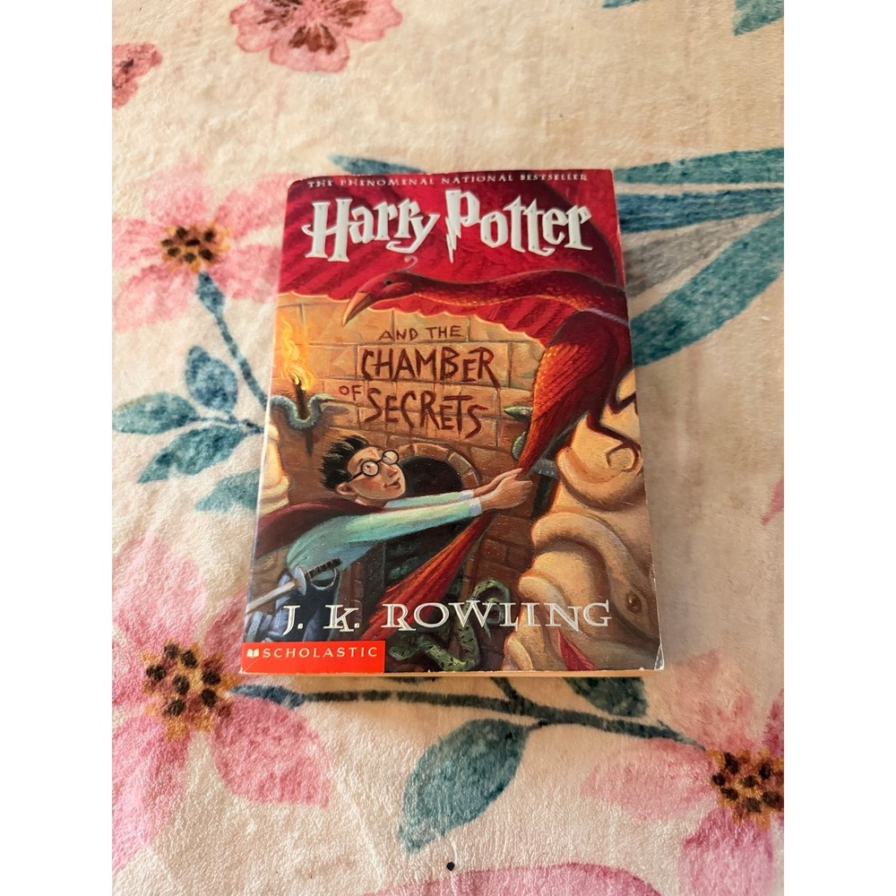 Harry Potter and the Chamber of Secrets book